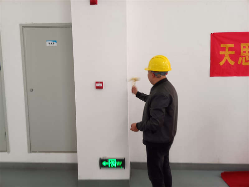 <a href=http://www.shenyang110.com.cn/gccf/ target=_blank class=infotextkey>合肥廠房裝修</a>